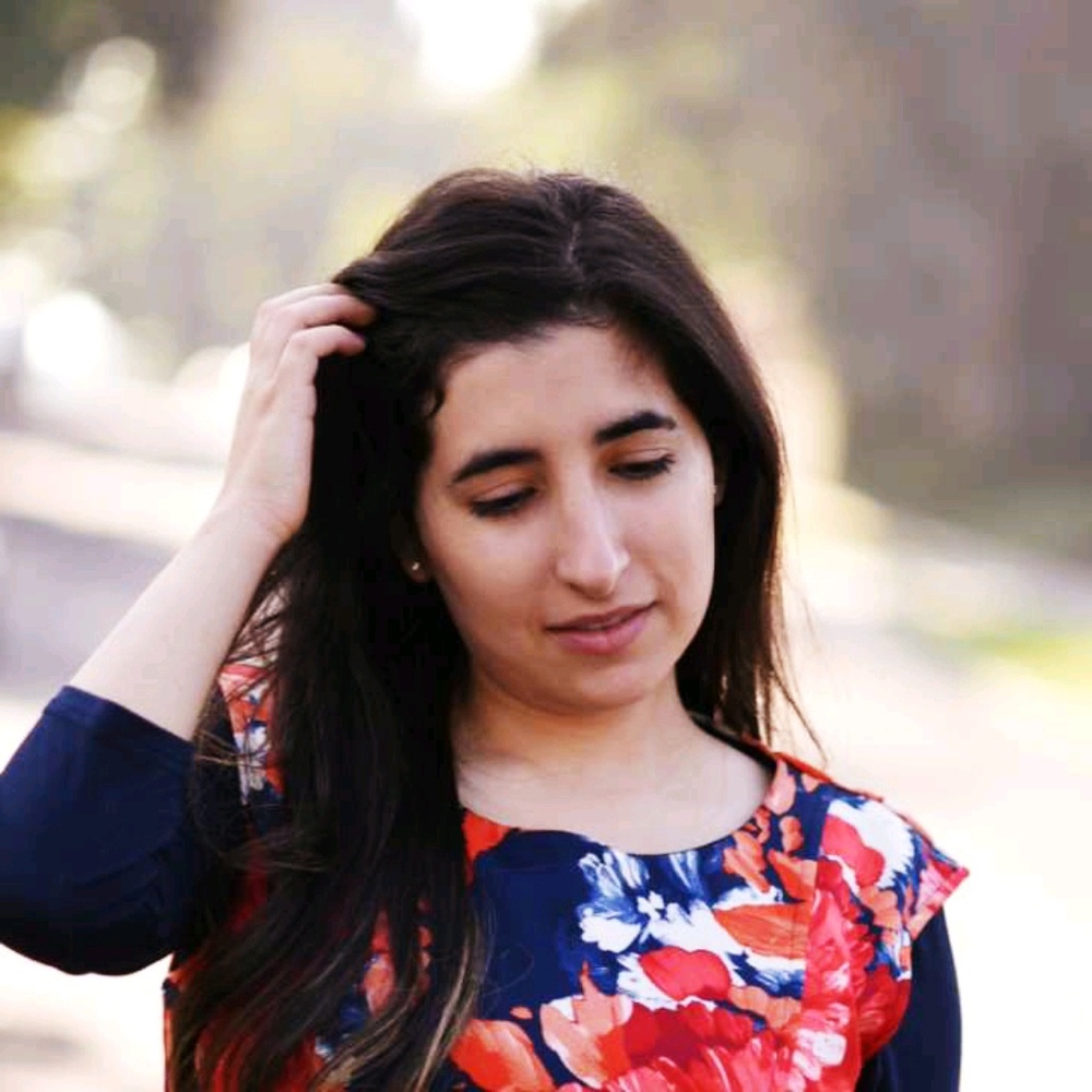 Meet your Posher, Eliana